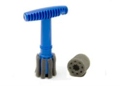 Recessed Wheel Lug Nut Cleaning & Polishing Brush - čistič otvorů na šrouby a matice kol